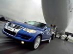 Volkswagen Touareg V10 TDi Tows Boeing 747 2006 года